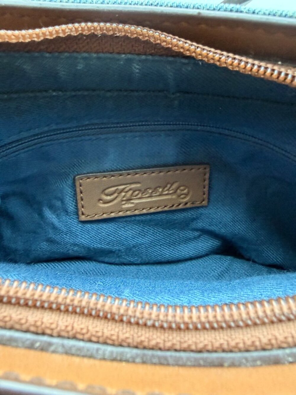 FOSSIL Denim Shoulder Bag Embroidered Tapestry Floral Crossbody Hobo Y2K - Picture 6 of 7
